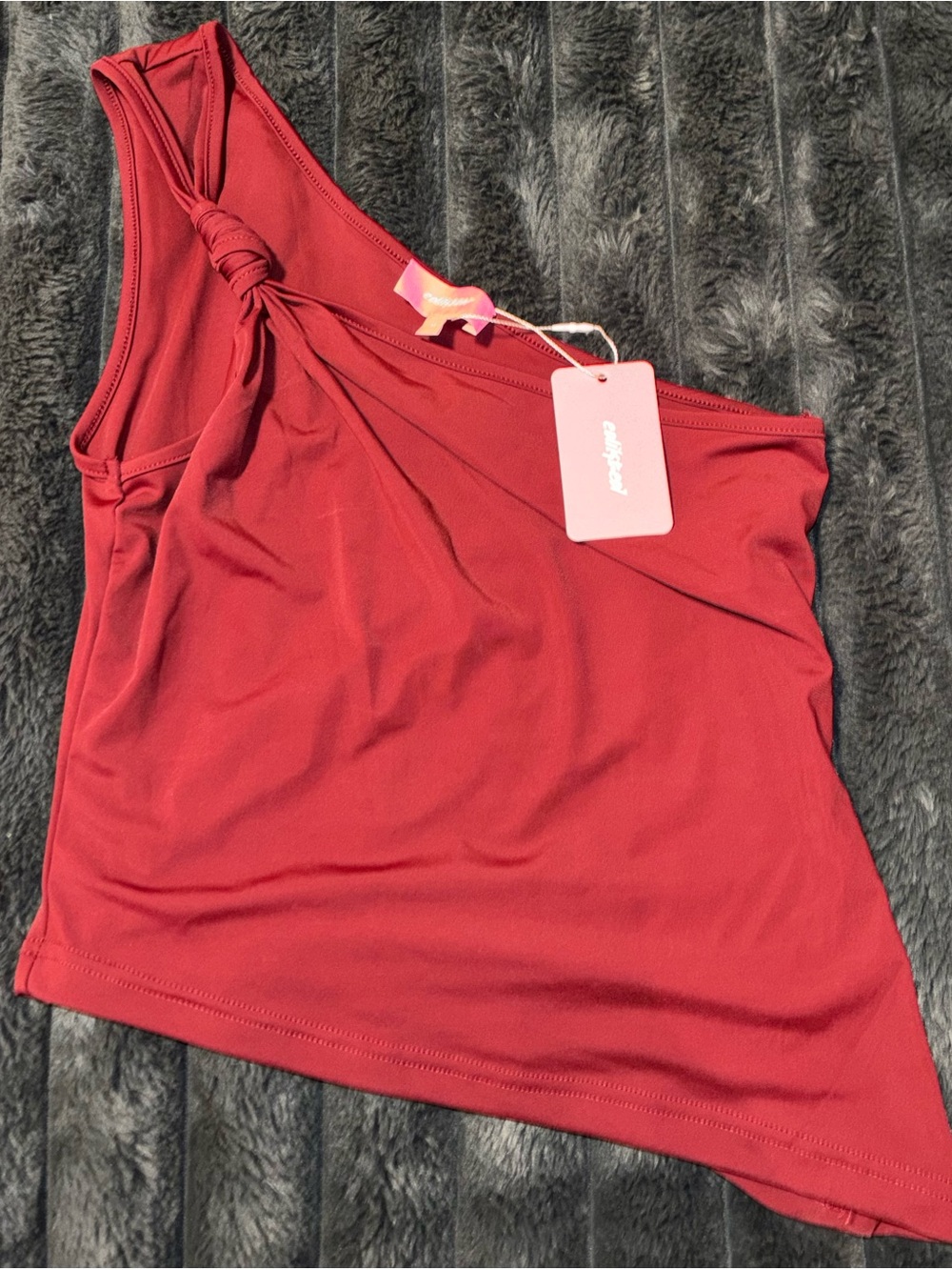 Edikted One-Shoulder Knot Crop Top